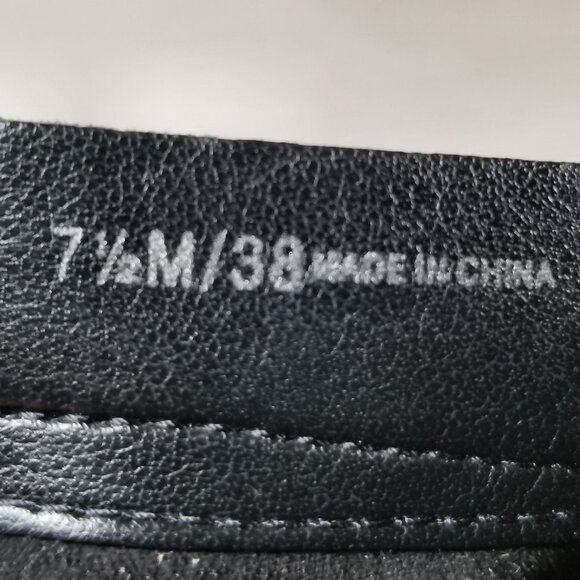 Vince Camuto Side Zip Bootie, Black Suede, Womens Size 7.5 M / 38 - Picture 12 of 12